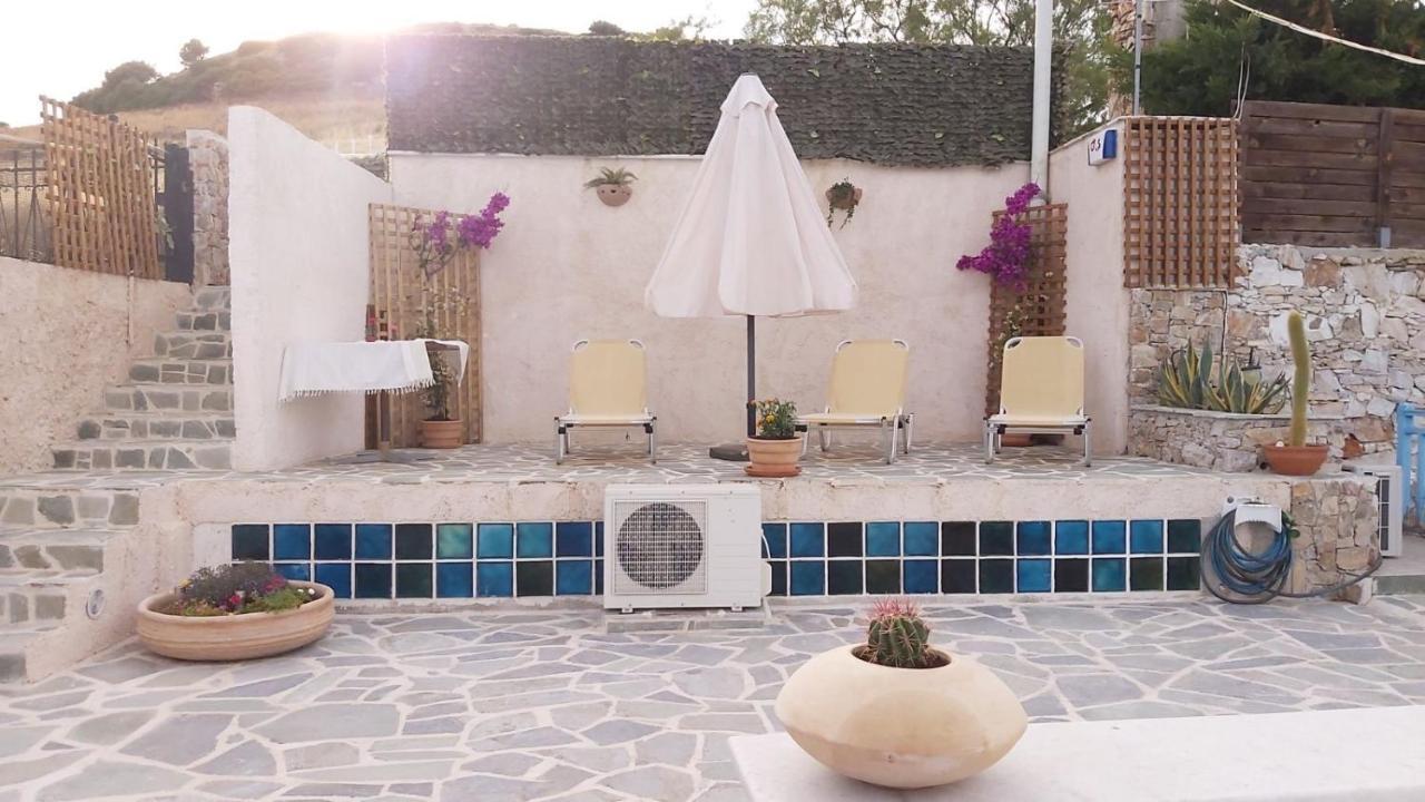 Guest House Gabriela Keratea Exterior foto